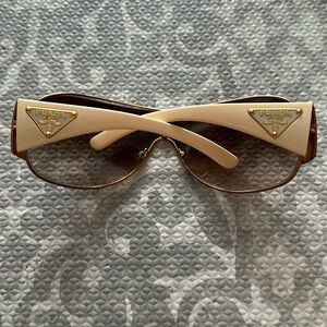 🕶️ PRADA Unisex Sunglasses